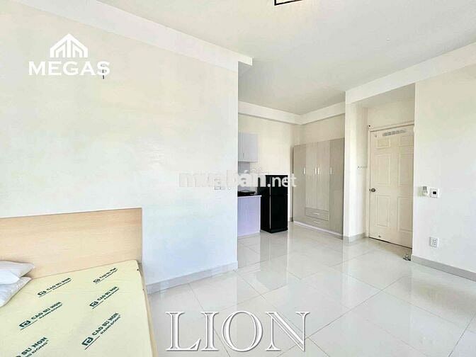 CĂN HỘ BAN CÔNG, 39m2 - GIÁ TỐT , NGAY TRẦN HƯNG ĐẠO, METRO BẾN THÀNH