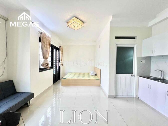 CĂN HỘ BAN CÔNG, 39m2 - GIÁ TỐT , NGAY TRẦN HƯNG ĐẠO, METRO BẾN THÀNH