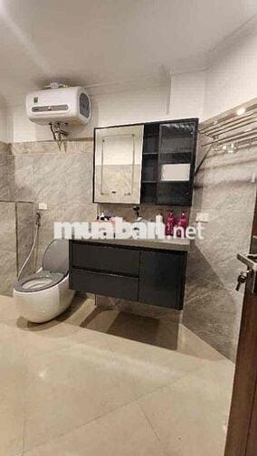 Bán nhà tt Đống Đa gần trường học-phap lý chuẩn dọn vào ở ngay