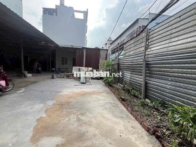 Cho thuê Kho ngang 14m đường 49 Sát Phạm Văn Đồng ph Hiếp Bình Chánh