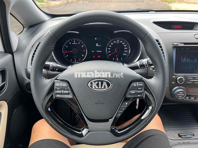Kia Cerato 2018 1.6 MT - 52000 km Siêu Mới