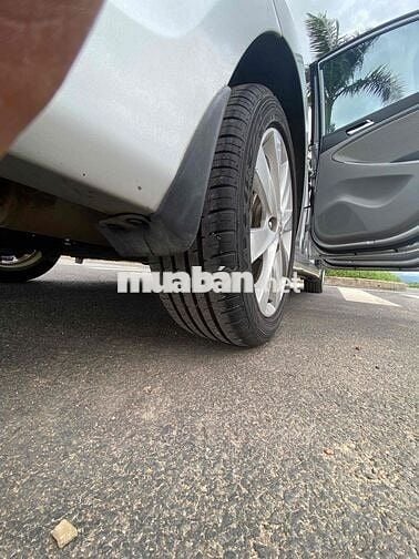 Hyundai Accent 2013 1.4 AT - 82000 km