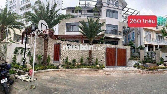 CHO THUÊ BIỆT THỰ QUẬN 7, 6 PHÒNG, CÓ THANG MÁY, NỘI THẤT CAO CẤP