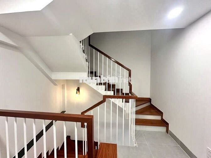 BÙI ĐÌNH TUÝ-BÌNH THẠNH-Ô TÔ TRÁNH-4TẦNG-63M²-NHÀ ĐẸP Ở NGAY-CHỈ 7TỶ68