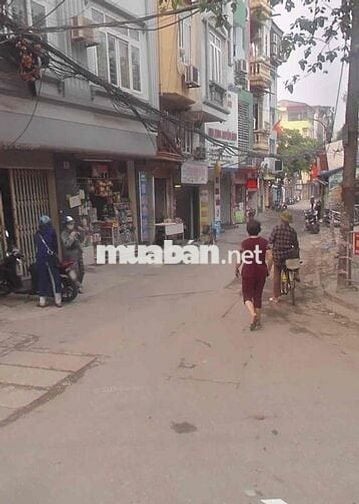 Bán nhà Văn Chương Đống Đa , 4 tầng 21m2, mặt tiền 3,2m, 4 ngủ ,5,6tỷ