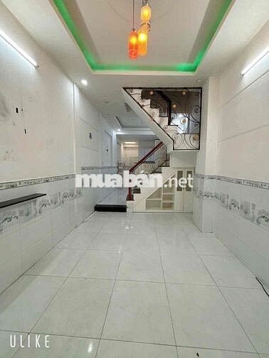 Cho thuê nhà 3 tầng ( 3,5m x 12m ) có 3 phòng ngủ gần chợ và trường