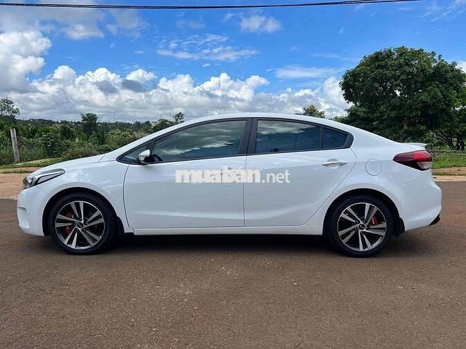 Kia Cerato 2018 1.6 MT - 52000 km Siêu Mới