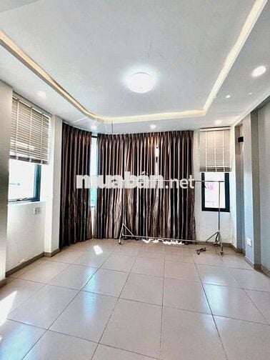 Cần cho thuê nguyên căn 5 phòng, sát mặt tiền Nguyễn Văn Lượng p17 GV