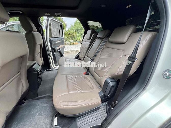 Everest Titanium 2022 4x4 - 30.000km - hỗ trợ góp%