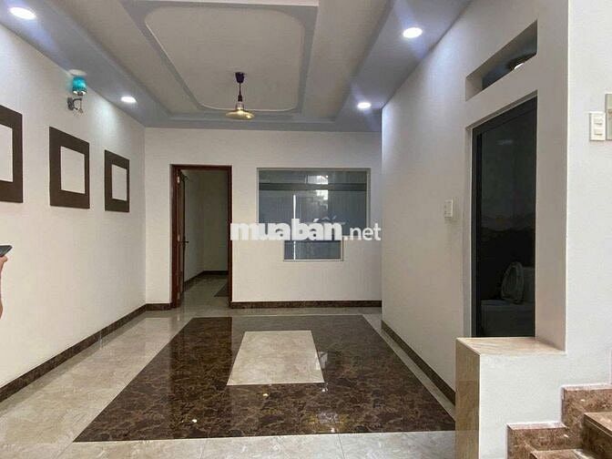 Cần cho thuê nhà HXH 449/2A Sư Vạn Hạnh P.12 Q.10