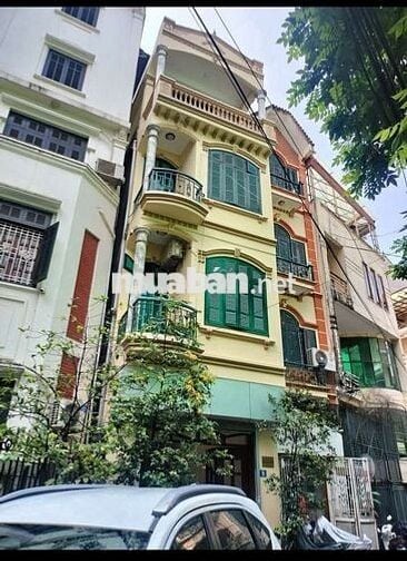 Tôi cần bán nhà 2 mặt ngõ ô tô chánh đỗ kinh doanh Hoàng Cầu.