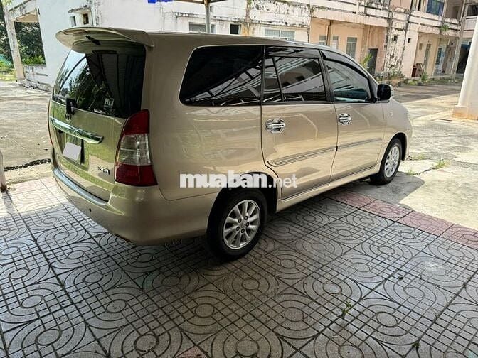 Innova 2.0G - 2013 chất xe nguyên zin, siêu mới