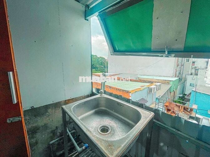 Phòng 20m2 có gác lửng đường Bùi Đình Túy,Q,Bình Thạnh