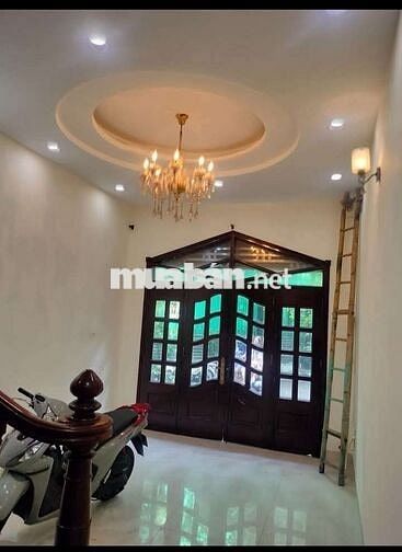 Tôi cần bán nhà 2 mặt ngõ ô tô chánh đỗ kinh doanh Hoàng Cầu.