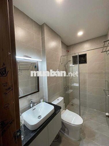 Nhà HXH mới đẹp FUll NT 3 lầu 4 PN 4wc Giá 24Tr