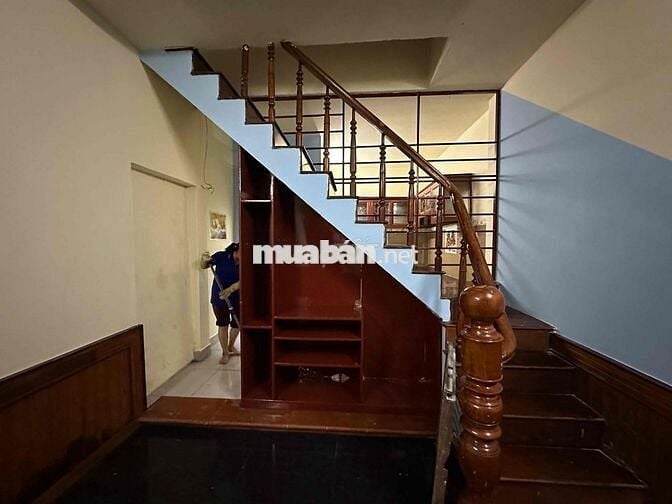 Cho Thuê Nhà Nguyên Căn 3Pn,2WC, 1 Trệt 1 Lầu Ngay Chợ Xóm Nghèo