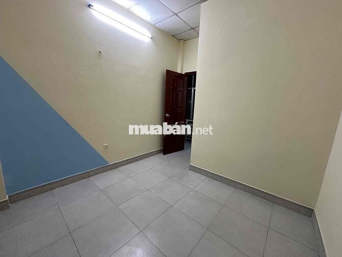 Cho Thuê Nhà Nguyên Căn 3Pn,2WC, 1 Trệt 1 Lầu Ngay Chợ Xóm Nghèo
