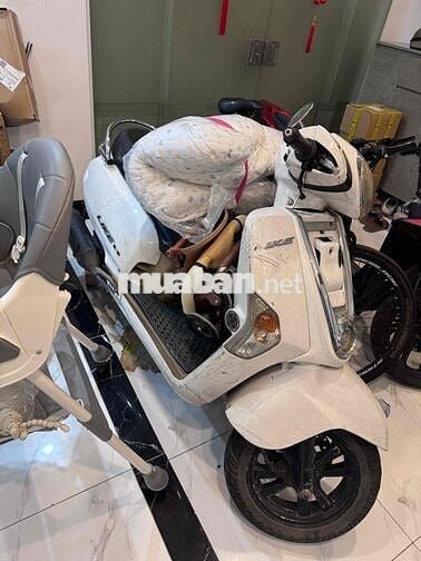 Bán xe do chật nhà