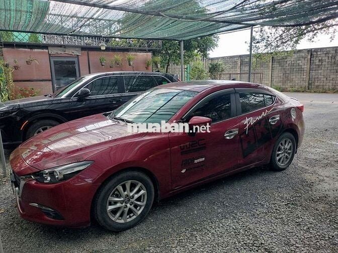 Chủ gửi bán xe Mazda 2018 -chay 35000 km