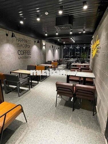TOÀ NHÀ ĐẸP CHO THUÊ 160 NGUYỄN GIA TRÍ PHƯỜNG 25 QUẬN BÌNH THẠNH