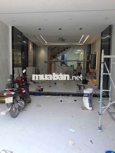 Nhà đẹp 2 tầng xây mới 100%,đường xe tải 6m thông,nhà sạch đẹp ở ngay