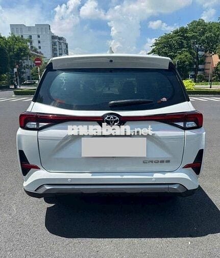 Toyota Veloz Cross 2022 CVT Top hỗ trợ ngân hàng