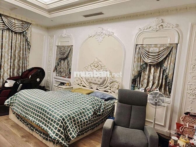 Villa 5 tầng 350m2 - 2 Mặt tiền đường 8m - Giáp Q3 Q10 - Giá 68 Tỷ