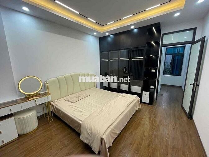 Nhà đẹp Phan Đình Giót! 50m ra ô tô, ngõ ba gác. 35mx5T. Chỉ 8,5 tỷ