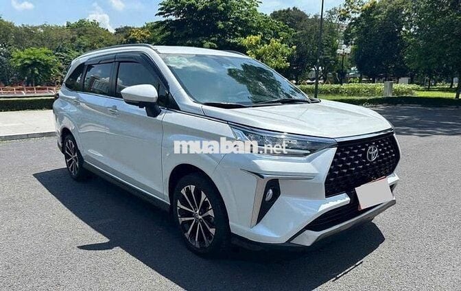 Toyota Veloz Cross 2022 CVT Top hỗ trợ ngân hàng