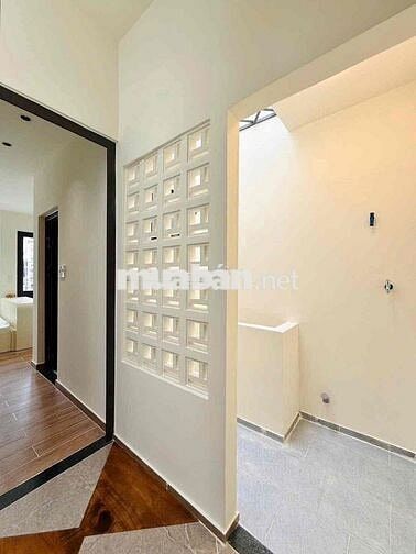 Bán nhà hẻm xe hơi,46 m2 xây 2 lầu,hơn 5 tỷ,Phạm Văn Chiêu,Gò Vấp