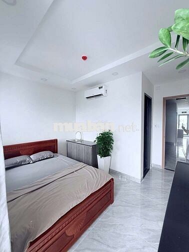 Chính chủ. Cho thuê CHDV cao cấp. Thang máy full nội thất. 3tr1