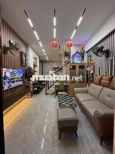 Bán nhà Thống Nhất, 45m2, 2 Tầng, 2PN, hẻm ÔTÔ đậu trước cửa, TL