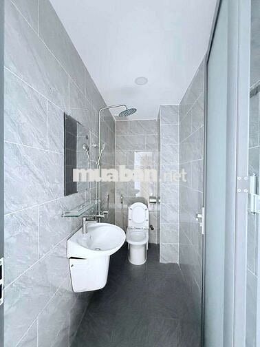 Chính chủ. Cho thuê CHDV cao cấp. Thang máy full nội thất. 3tr1