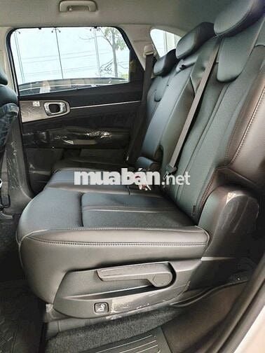 TRẢ TRƯỚC 300TR NHẬN NGAY KIA SORENTO LUXURY
