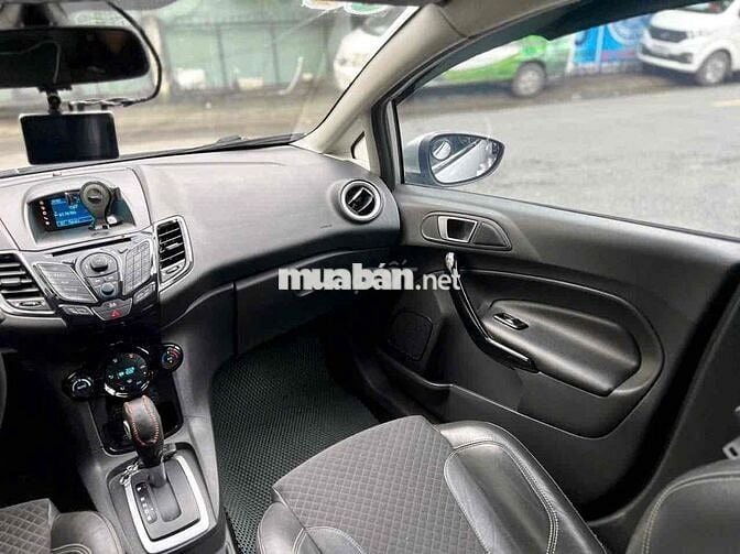 Ford Fiesta 2015 1.5 AT Sport - 63000 km