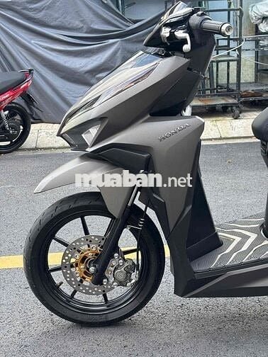 cần bán vario 150 2020