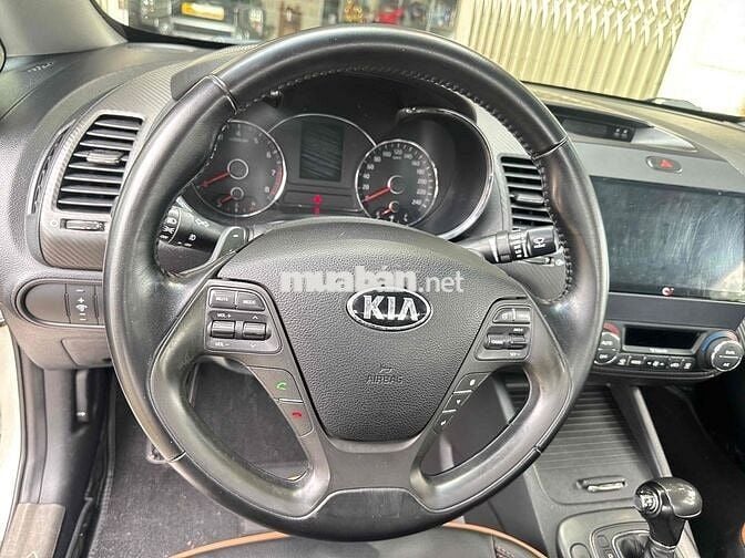 Kia Cerato 2014 1.6 AT - 96000 km