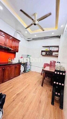 Siêu đẹp! Lô góc Khương Trung, 40m ra phố, ngõ 3m, nhà đẹp. Chỉ 8,2 ty
