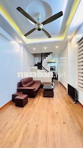 Siêu đẹp! Lô góc Khương Trung, 40m ra phố, ngõ 3m, nhà đẹp. Chỉ 8,2 ty