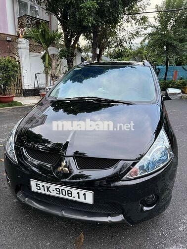 Mitsubishi Grandis 2008 2.4 AT màu đen xe zin đẹp