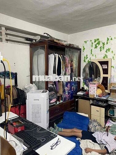 Bán nhà Nguyễn hồng đào xe hơi ngủ trong nhà 4.5x27 . gác suốc 13ty