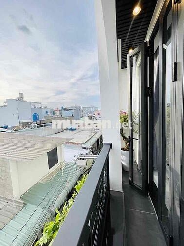 NHÀ 1 TRỆT 2 LẦU 3PN TRONG KHU CAO TẦNG, GẦN CV LÀNG HOA GÒ VẤP