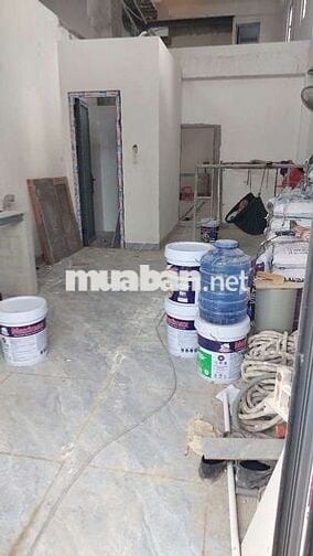TÒA NHÀ 46 PHÒNG CHDV VƯỜN LÀI, CÓ MÁY LẠNH, KỆ BẾP