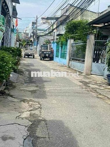 BÁN NHÀ LẦU GẦN CHỢ - GẦN ĐƯỜNG LÝ VĂN SÂM