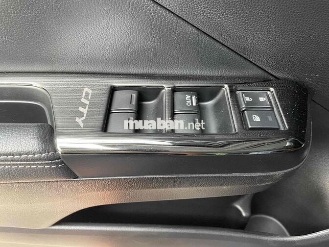 Honda City 2020 1.5TOP - 25000 km