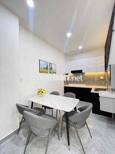NHÀ 1 TRỆT 2 LẦU 3PN TRONG KHU CAO TẦNG, GẦN CV LÀNG HOA GÒ VẤP