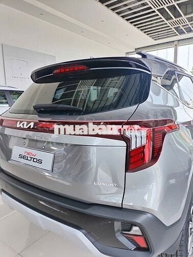 KIA SELTOS LUXURY - ƯU ĐÃI 35TR + BẢO HIỂM XE