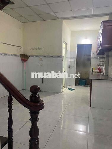 Nhà mặt tiền trệt lửng 4*20 tiện kinh doanh