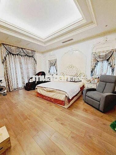 Villa 5 tầng 350m2 - 2 Mặt tiền đường 8m - Giáp Q3 Q10 - Giá 68 Tỷ