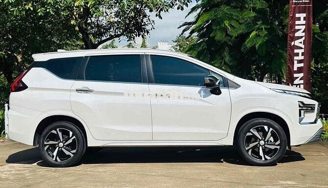 Mitsubishi Xpander 2024 Premium 1.5 AT - 39000 km